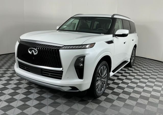 New 2026 RADIANT WHITE INFINITI Luxe 2WD image 3