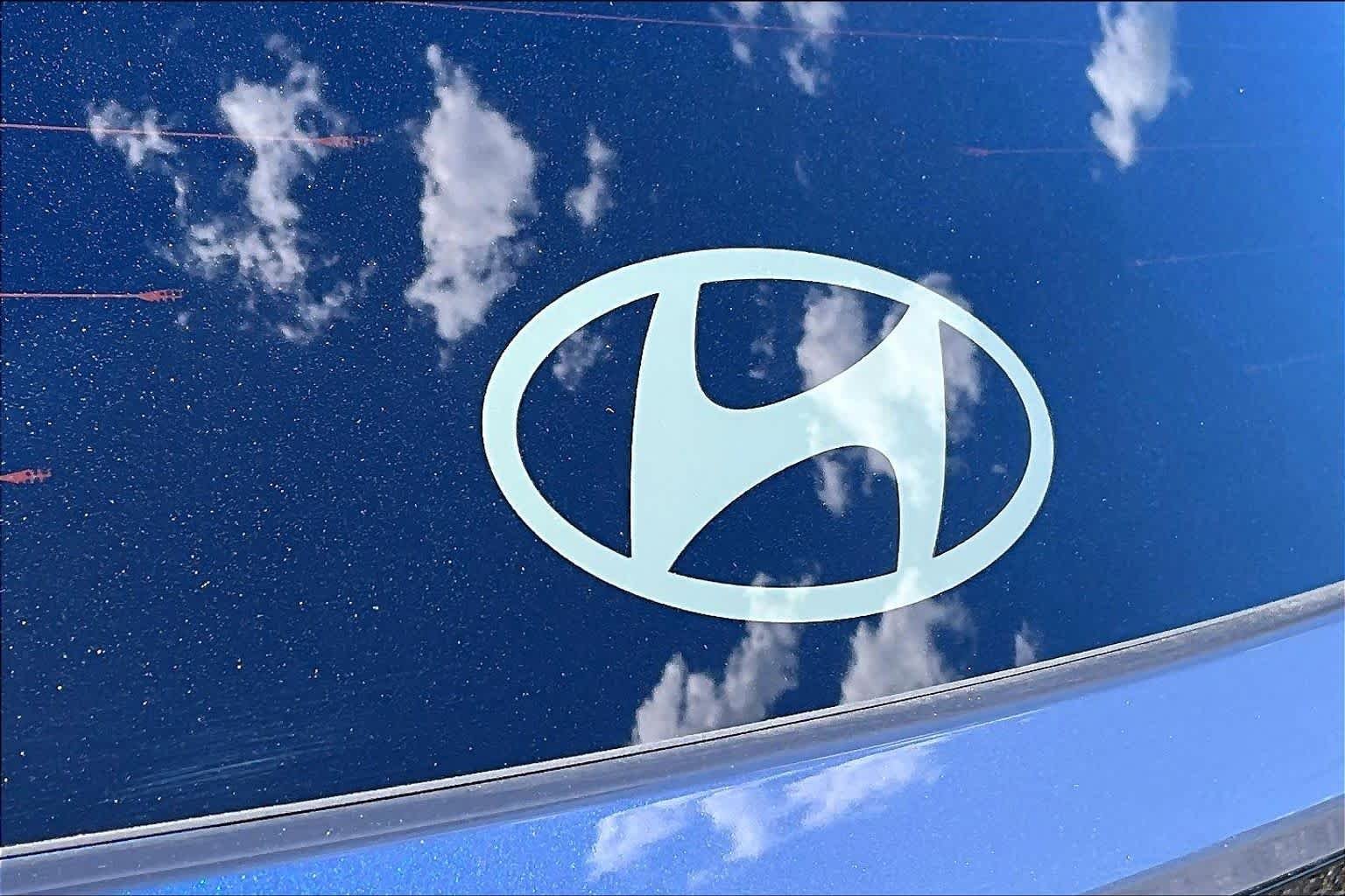 Used 2026 Atlantis Blue Hyundai SEL image 31
