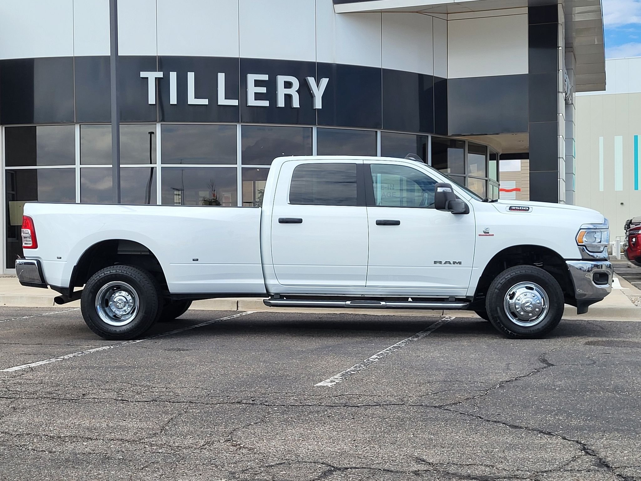 2024 RAM 3500 Pickup