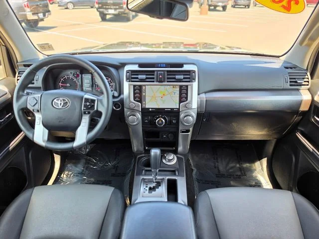 2022 Toyota 4Runner SR5 Premium - Photo 33