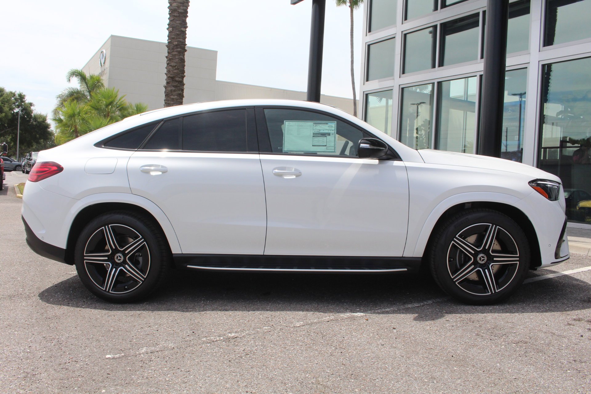 New 2026 MOONLIGHT WHITE Mercedes-Benz GLE 450 image 8