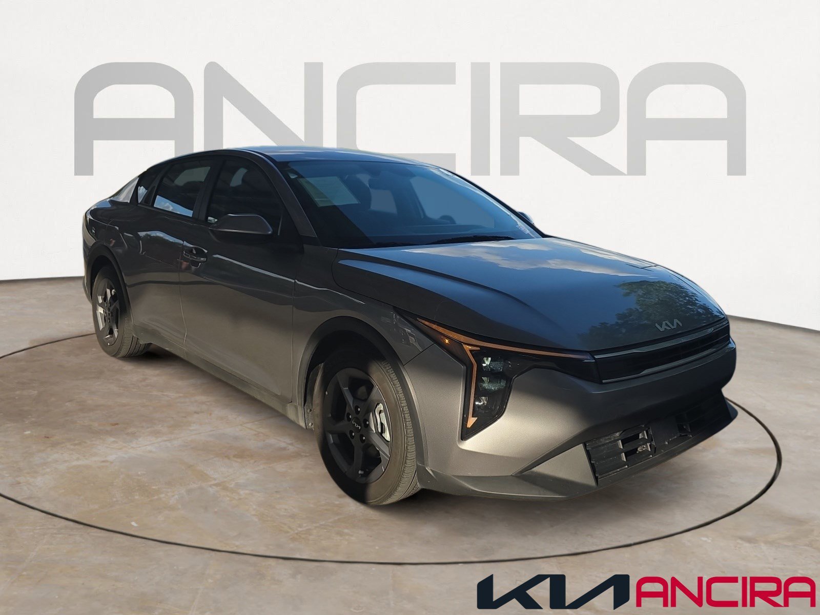 Certified Used 2025 Steel Gray Kia LXS image 1