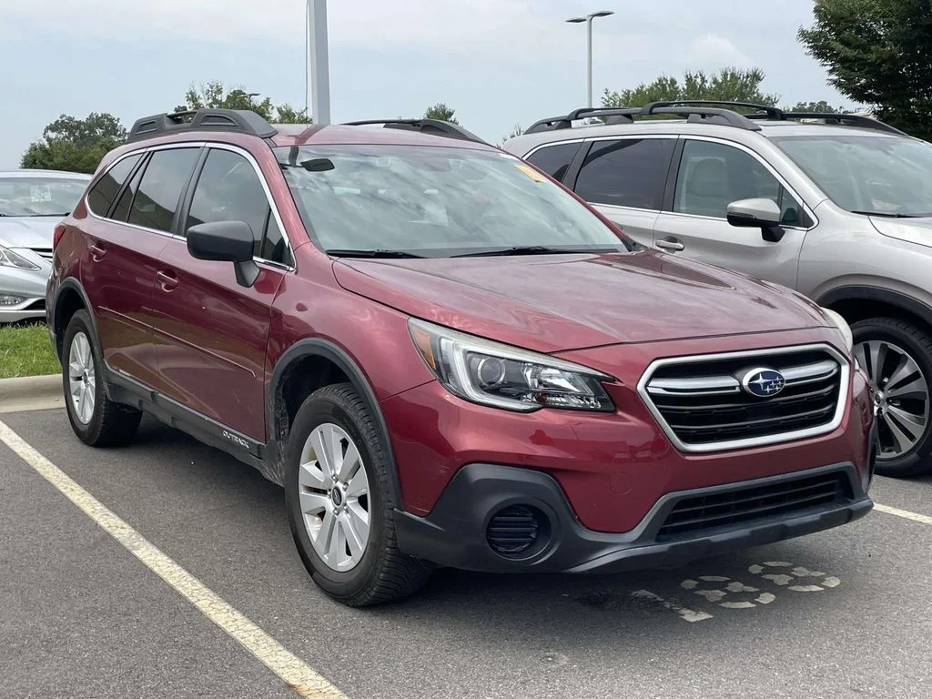 Used 2019 Crimson Red Pearl Subaru 2.5i (CVT) image 1