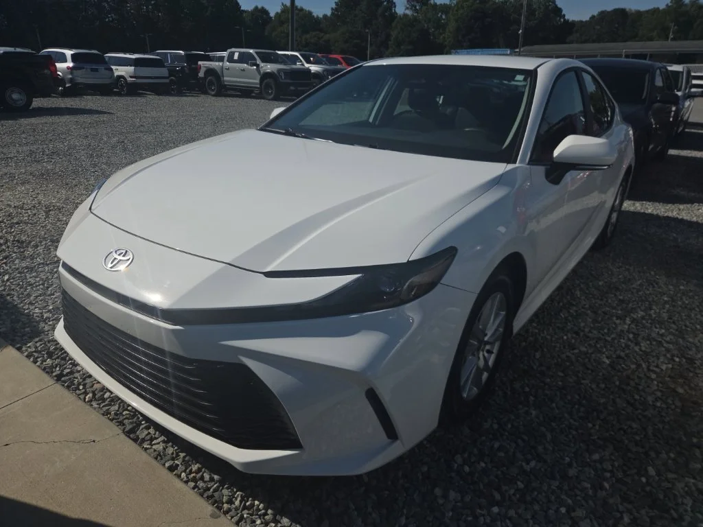 Used 2025 White Toyota XSE image 1