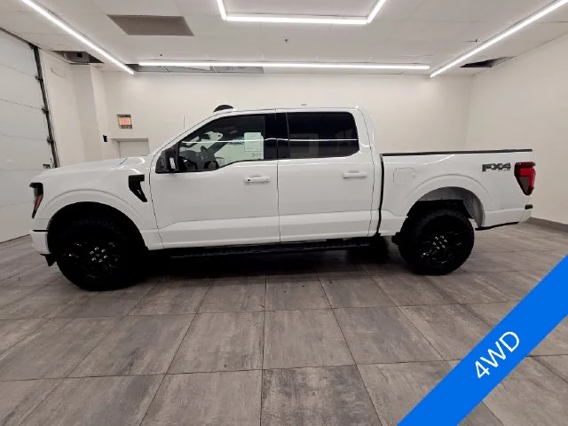New 2026 Oxford White Ford XLT image 2