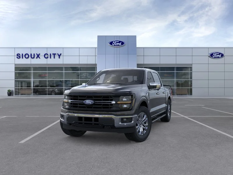 New 2026 Agate Black Metallic Ford XLT image 2