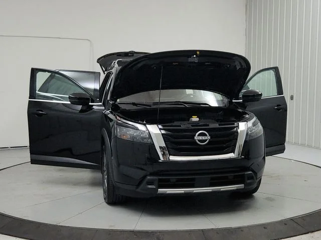 Used 2025 Black Nissan SL image 10