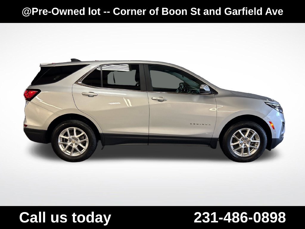 Used 2022 SILVER ICE METALLIC Chevrolet LT image 6