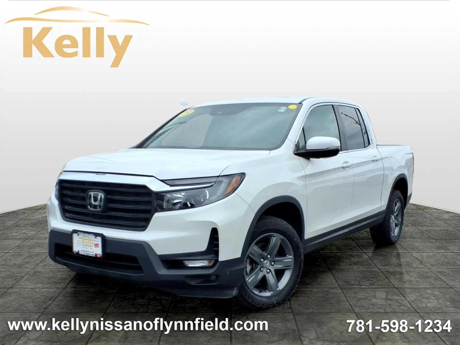 Used 2023 Platinum White Pearl Honda RTL image 1