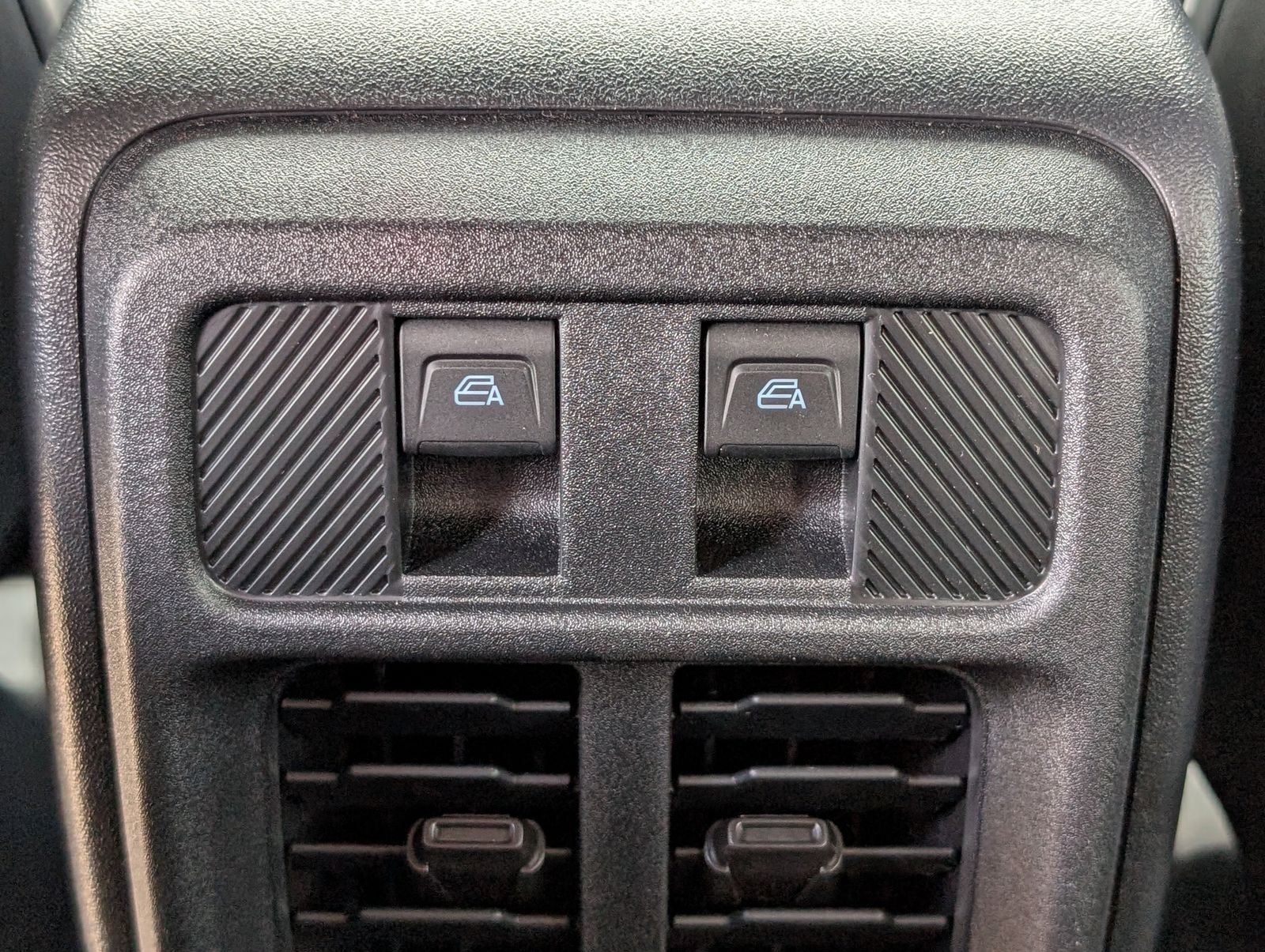 New 2026 Avalanche Gray Ford Big Bend image 31
