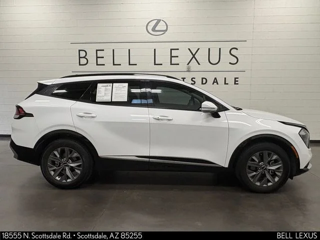 Used 2023 White Kia SX image 3