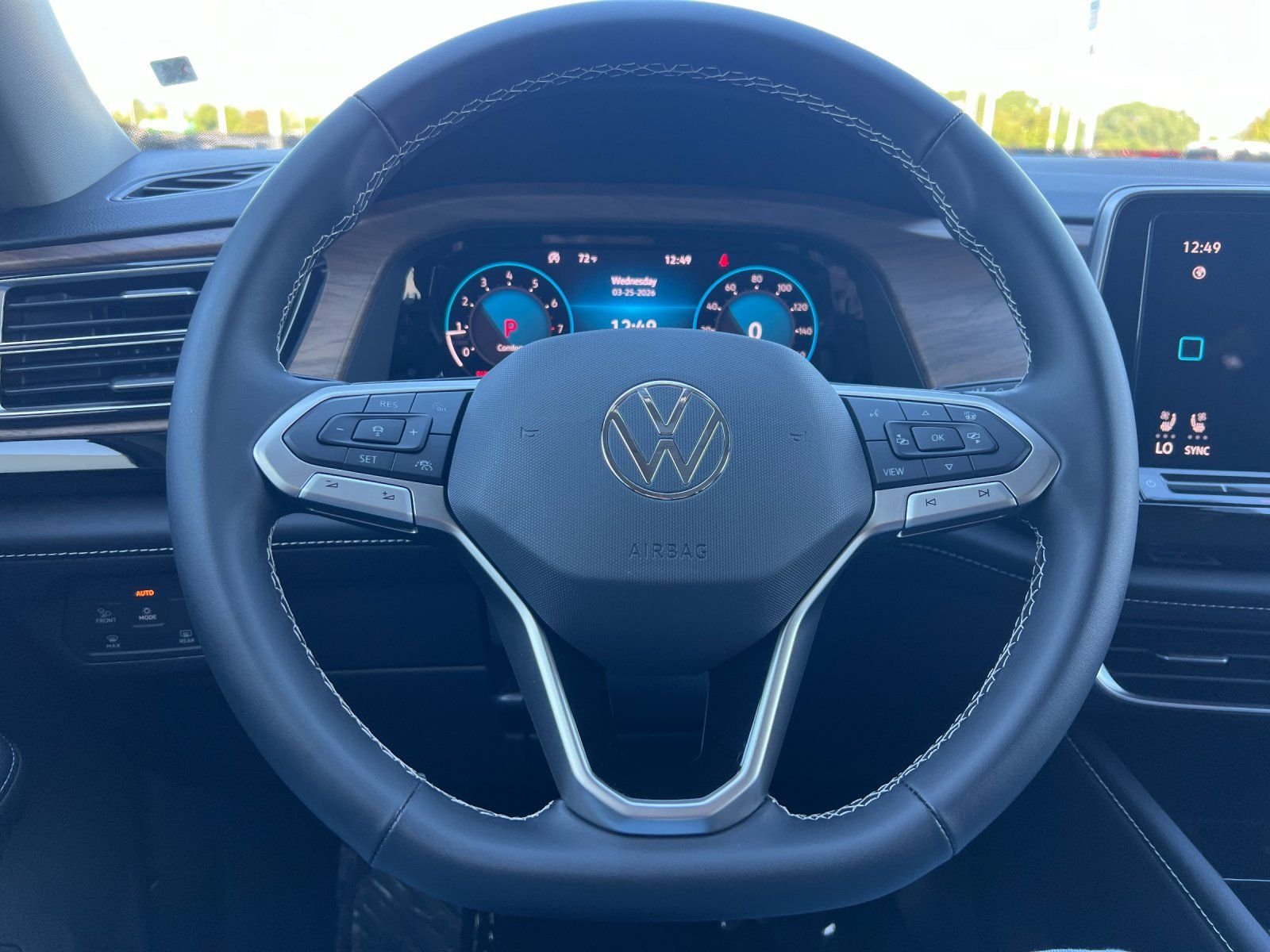 New 2026 Opal White Pearl Volkswagen SE w/Technology image 23