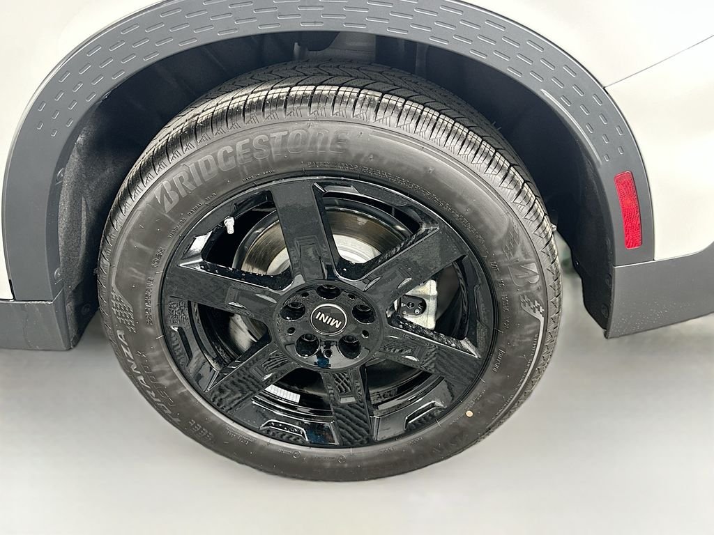 New 2027 White MINI Oxford Edition image 23