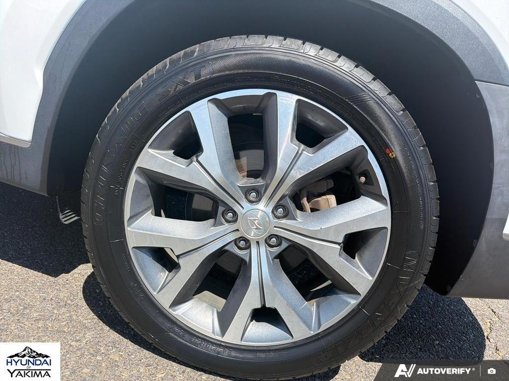 Used 2020 Hyper White Hyundai SEL image 6