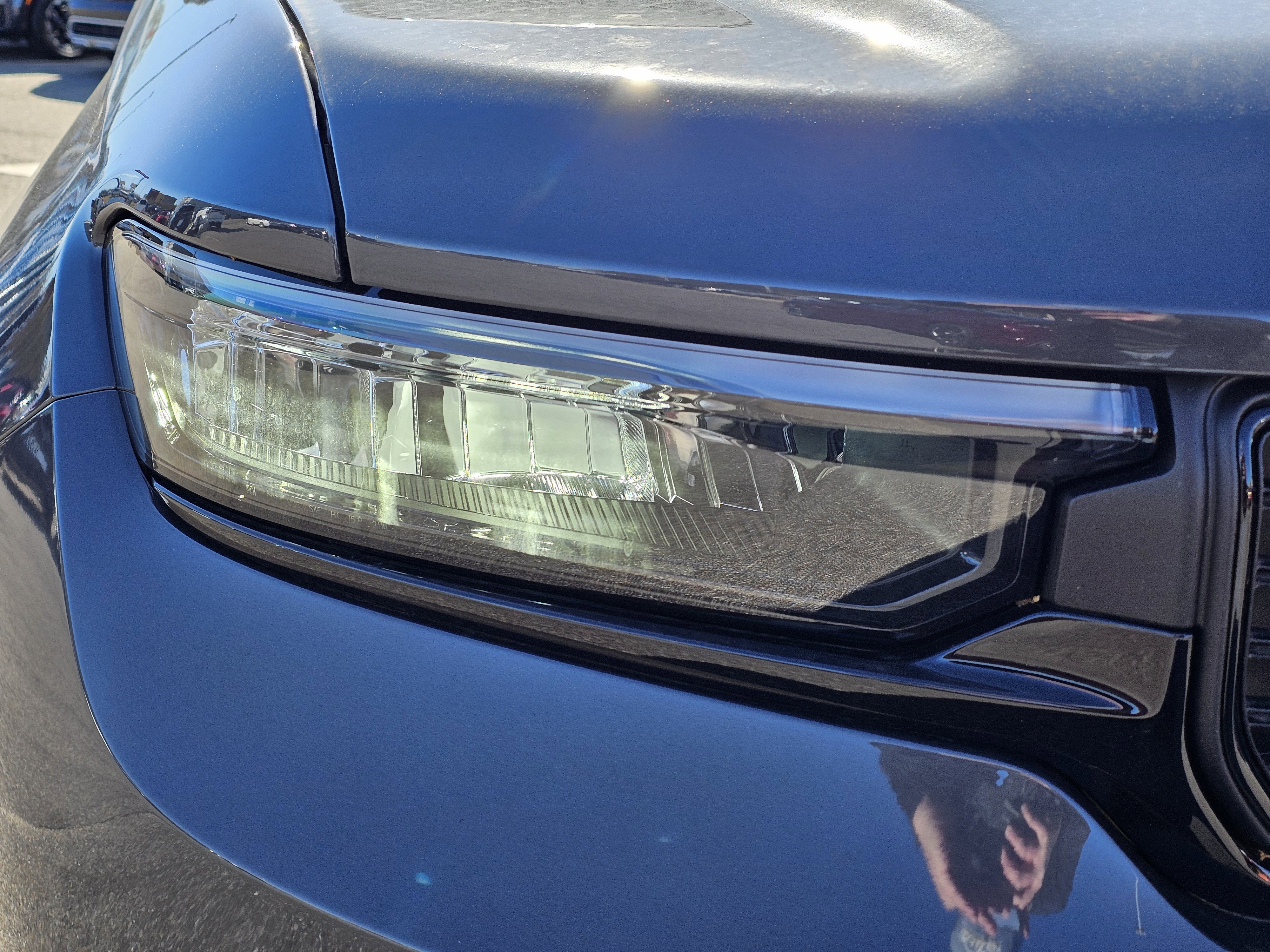 New 2025 Baltic Gray Metallic Clearcoat Jeep Altitude X image 4