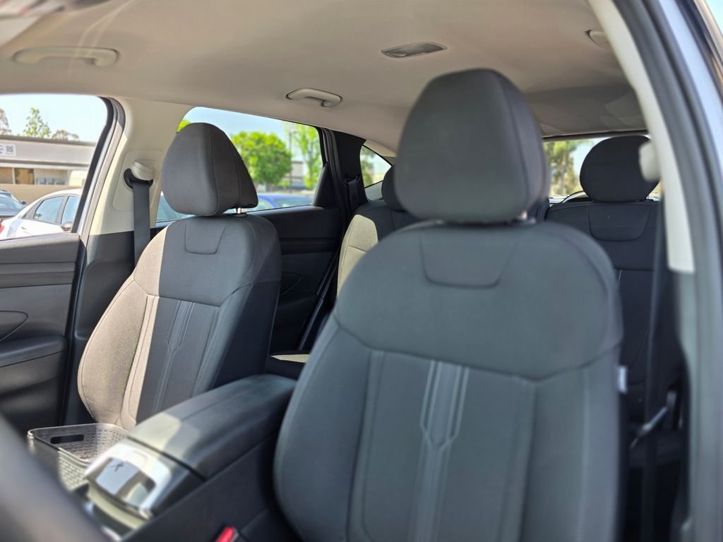2025 Hyundai Tucson SEL - Photo 15