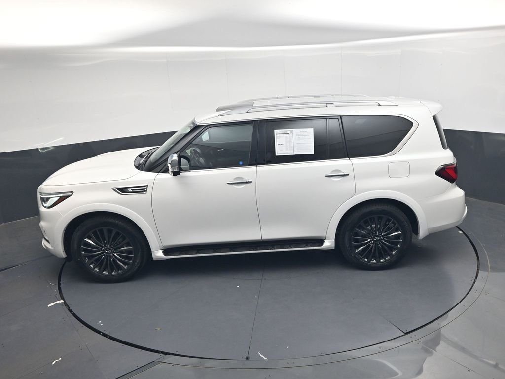 Used 2023 White INFINITI Sensory image 40