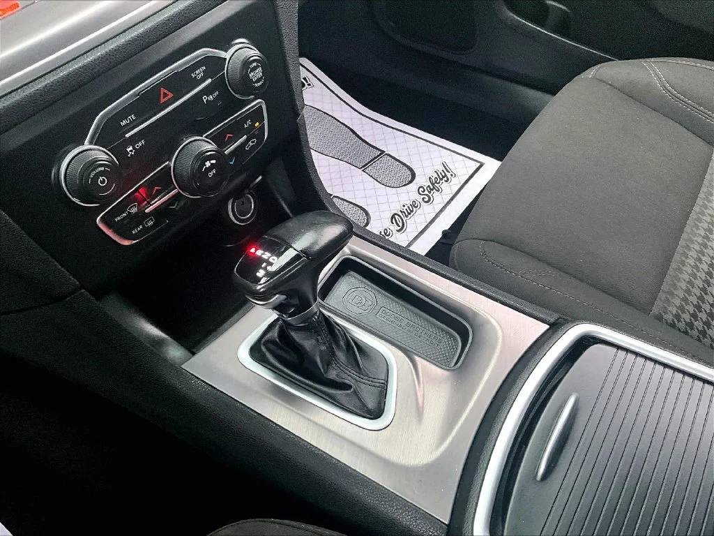 Used 2023 Gray Dodge SXT image 16