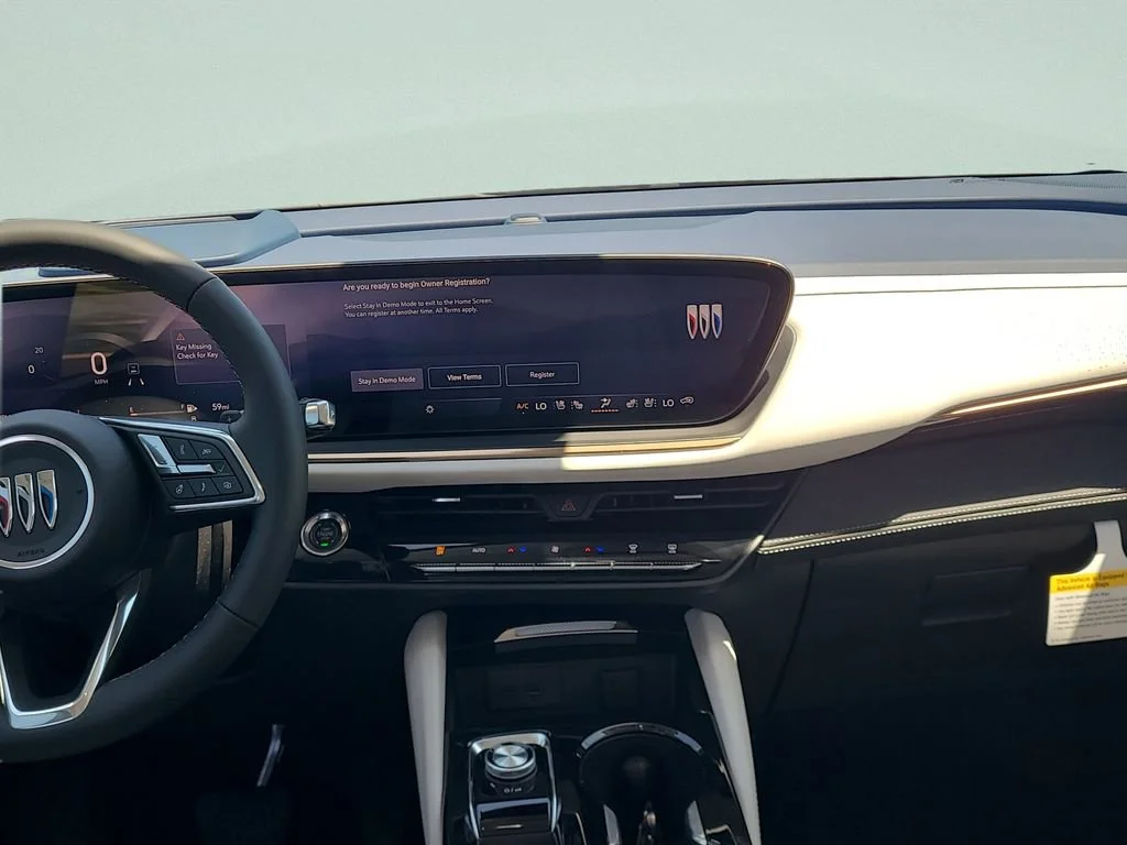 New 2026 Iridescent White Tricoat Buick Avenir image 15