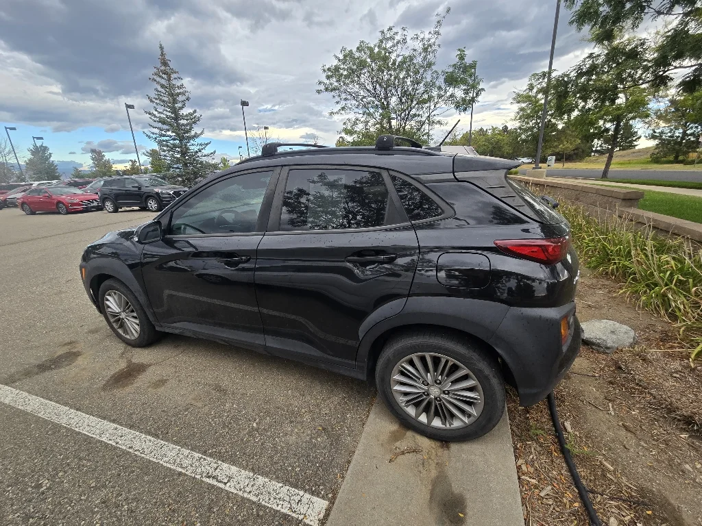 Used 2020 Ultra Black Hyundai SEL image 14