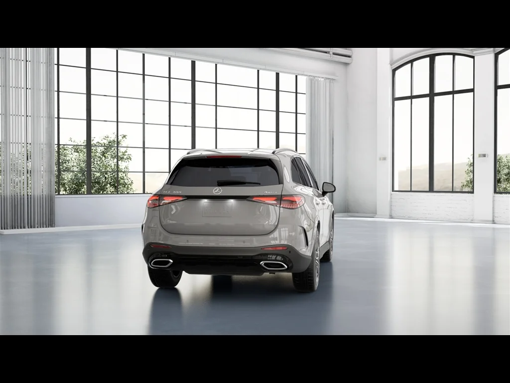 New 2026 Manufaktur Alpine Grey Mercedes-Benz GLC 300 4MATIC® image 19