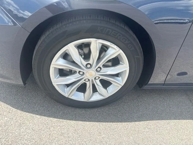 2025 Chevrolet Malibu 1LT - Photo 9