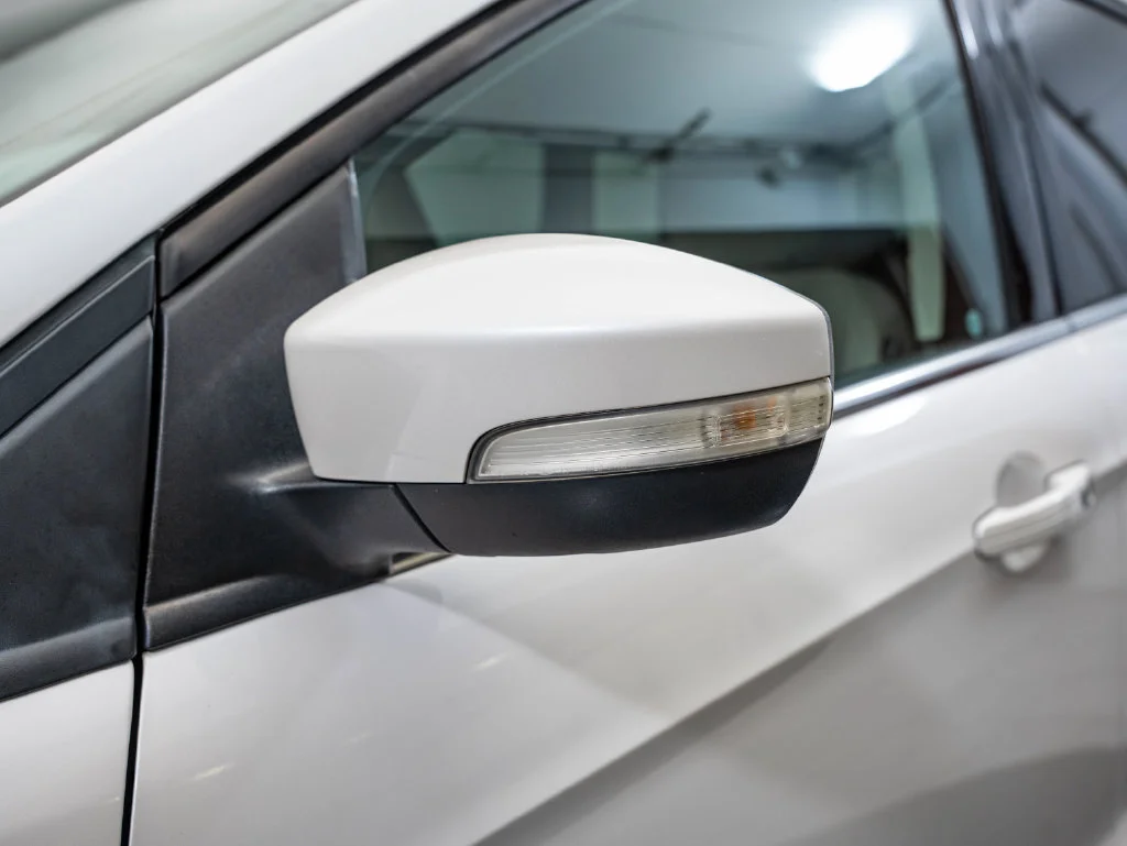Used 2018 White Platinum Clearcoat Metallic Ford Titanium image 16