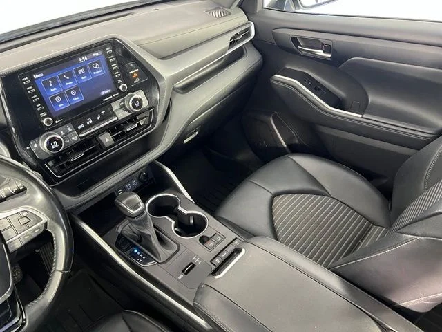 Used 2022 Silver Toyota XSE image 35