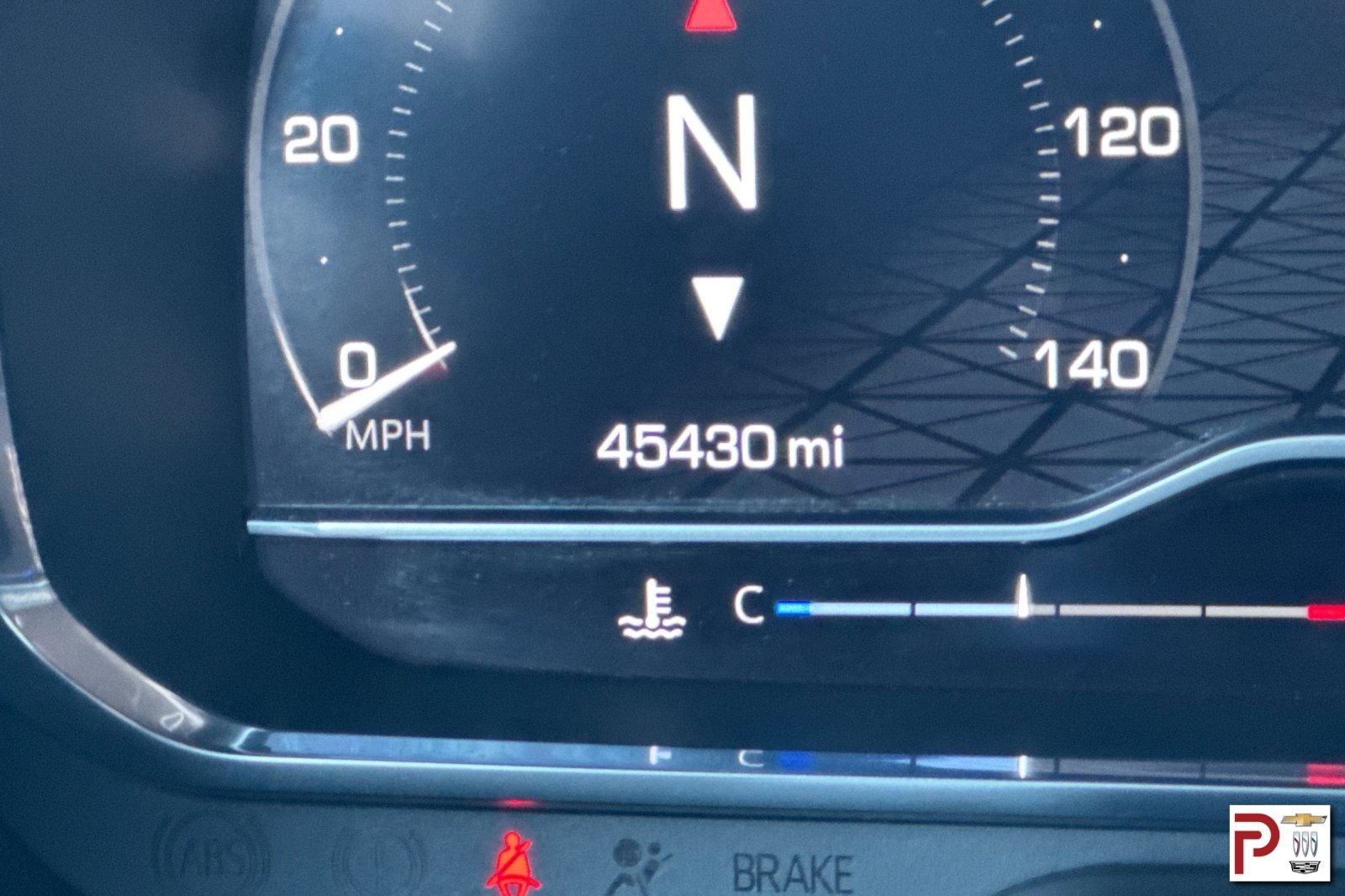 Used 2022 White GMC AT4 image 32