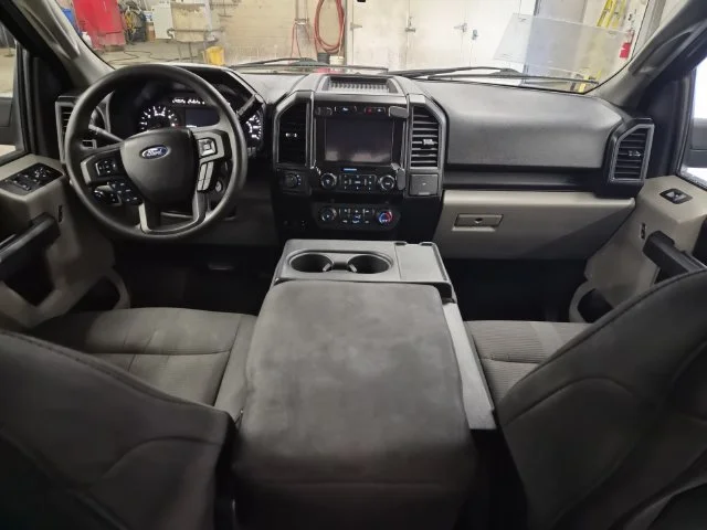 Used 2020 Magnetic Ford XL image 21