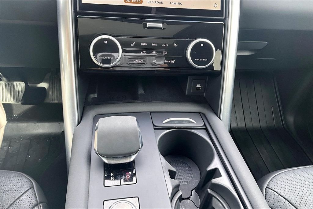 Used 2024 Black Land Rover S image 24