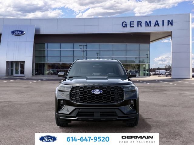 New 2027 Agate Black Metallic Ford ST-Line image 6