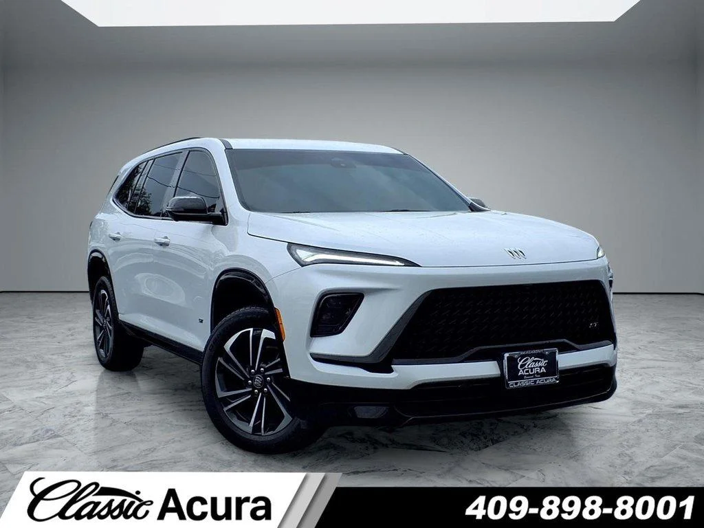 Used 2025 Summit White Buick 4dr Sport Touring image 1