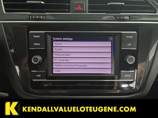 Used 2018  Volkswagen 2.0T S image 18