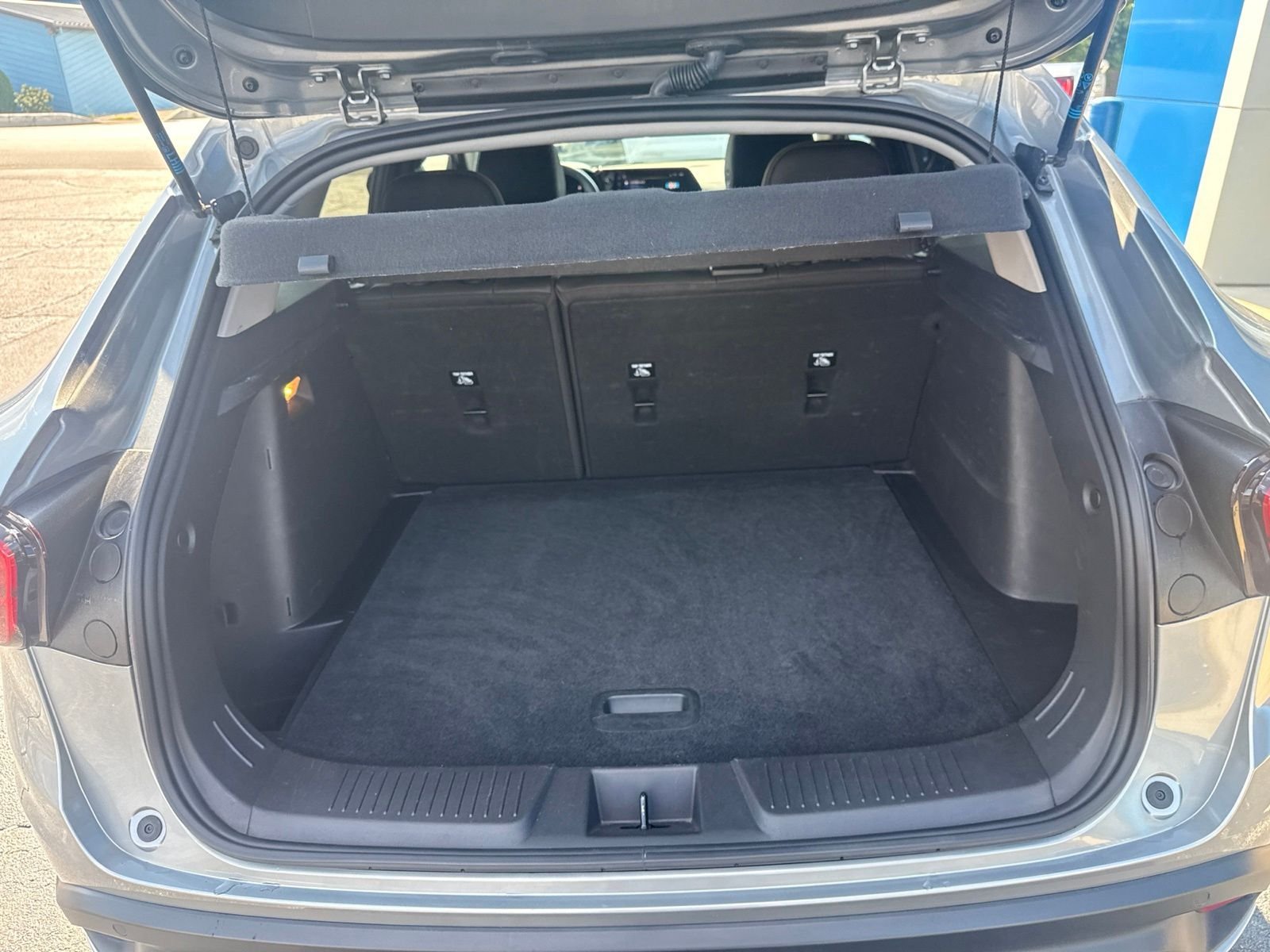 Used 2025 Gray Chevrolet LT image 18