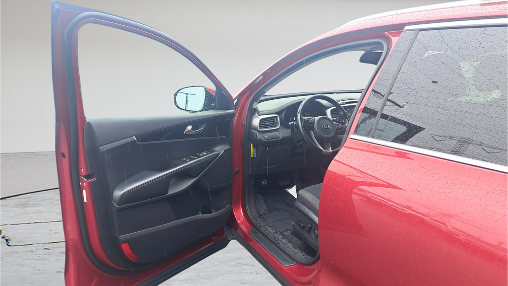 Used 2018 Red Kia LX image 9
