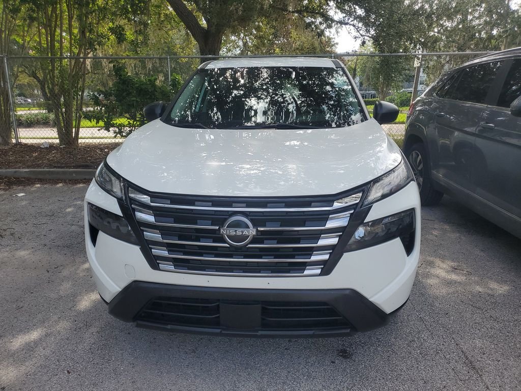 Used 2024 White Nissan S image 2