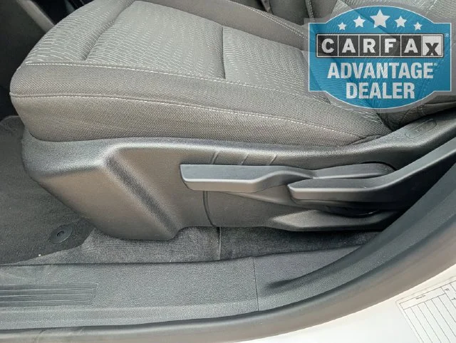 Used 2026 Summit White Chevrolet LT image 19