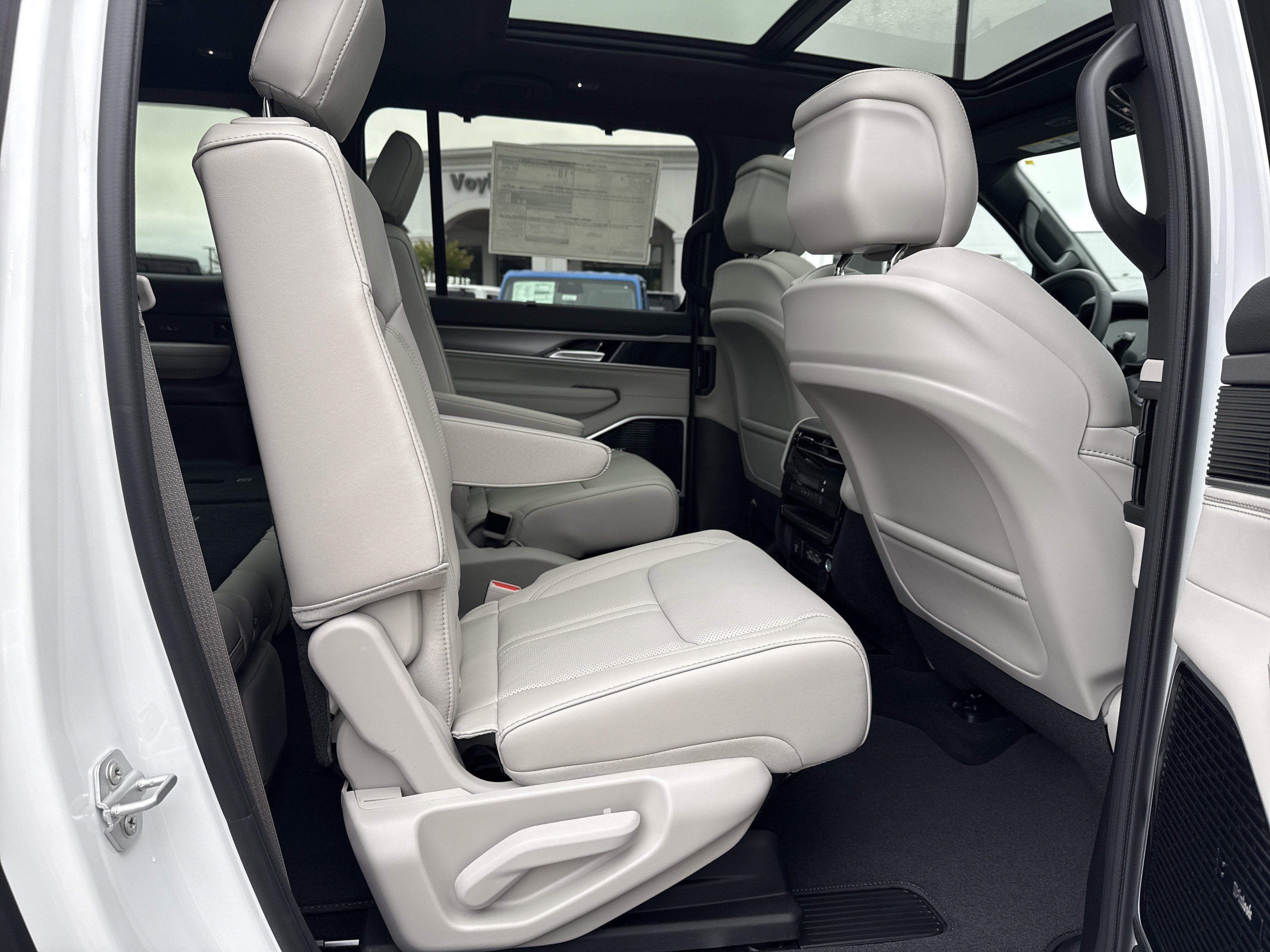 New 2026 Bright White Clearcoat Jeep Limited Reserve image 16