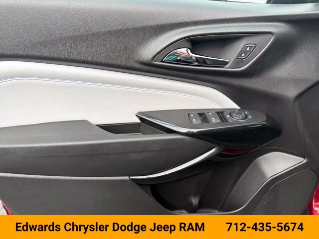 Used 2025 Red Chevrolet LT image 15