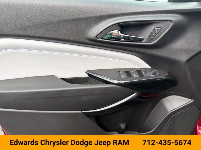 Used 2025 Red Chevrolet LT image 15