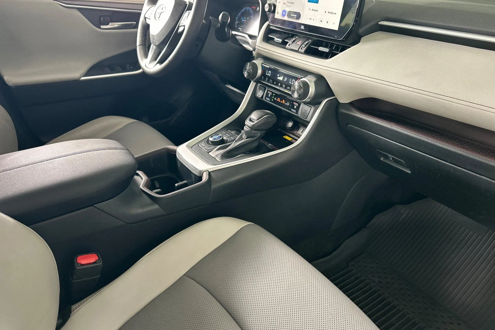 Used 2023 Silver Sky Metallic Toyota Limited image 13