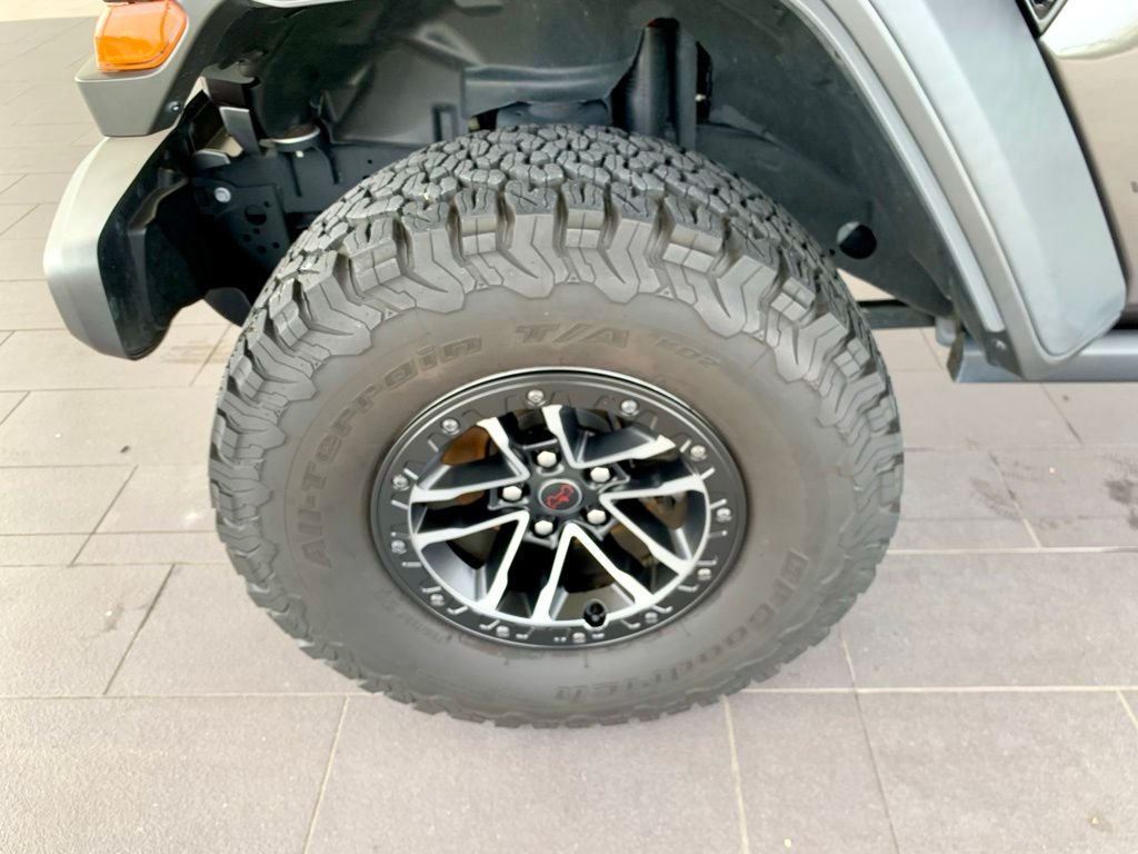 Used 2024 Gray Jeep Rubicon X image 12
