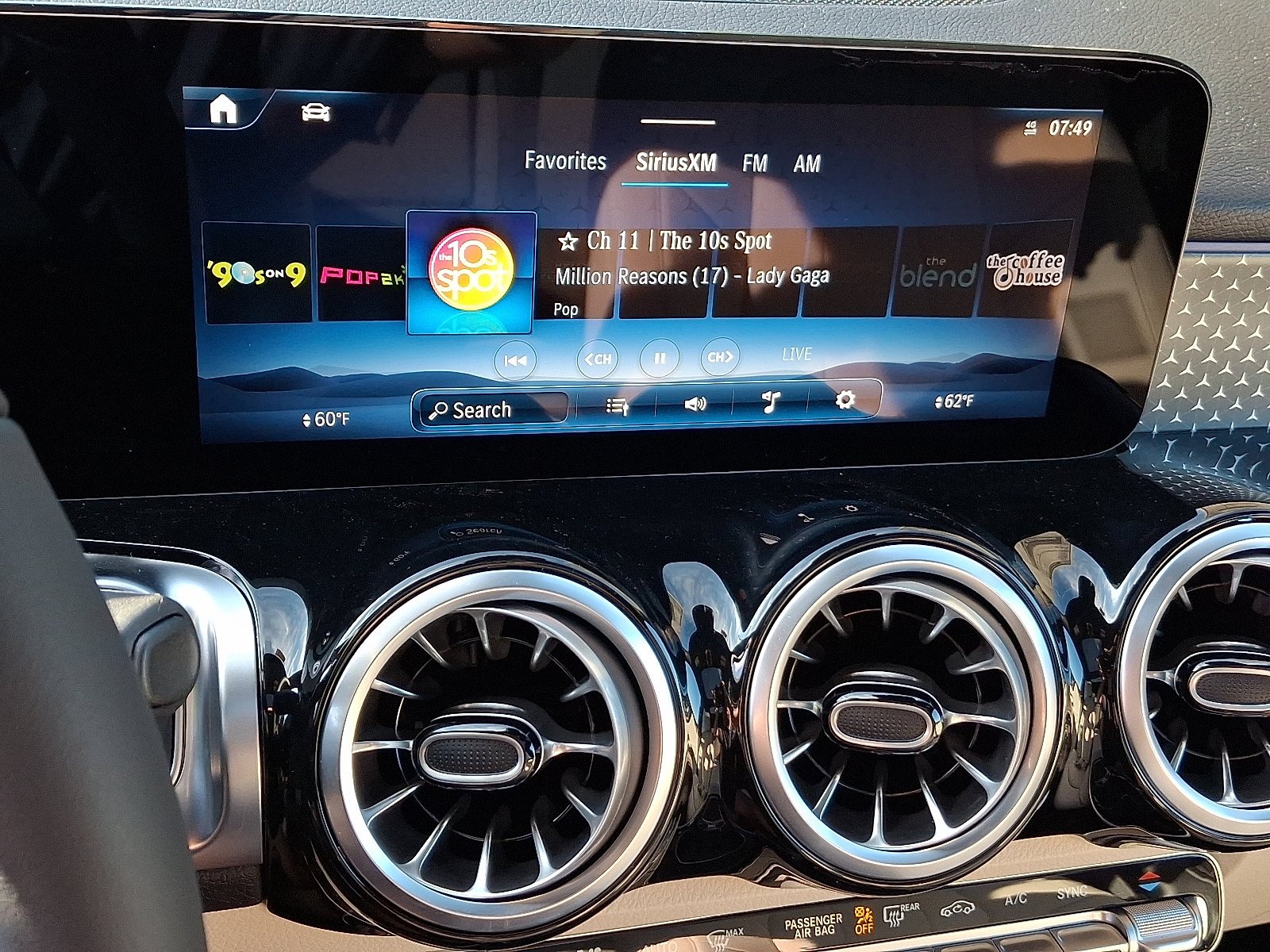 2026 Mercedes-Benz GLB GLB 250 - Photo 11