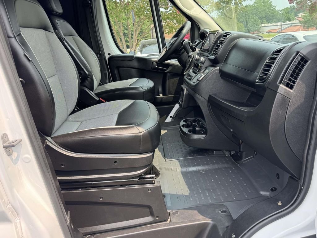 Used 2023 White Ram High Roof image 14