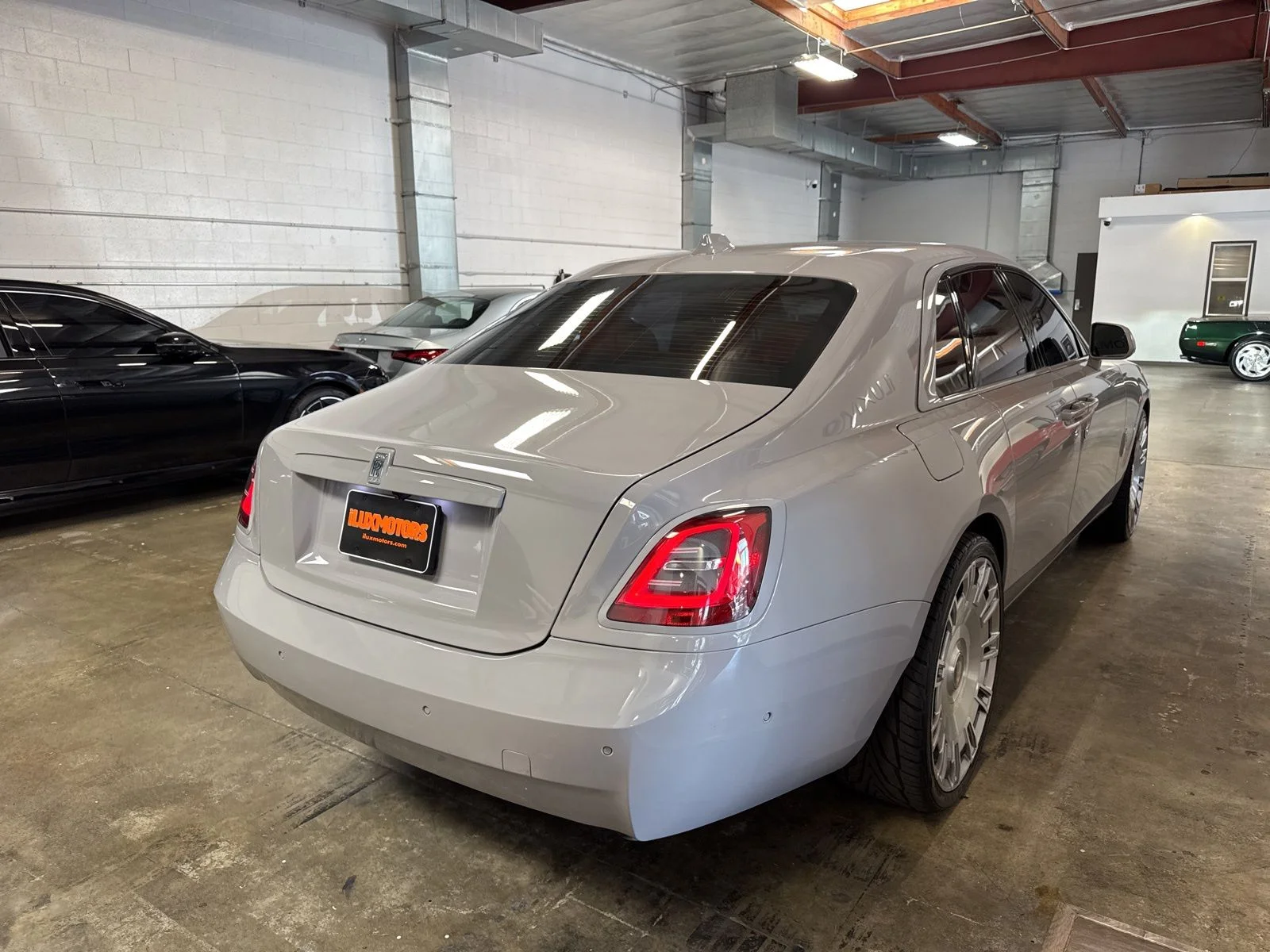 Used 2022 Gray Rolls-Royce Base image 10