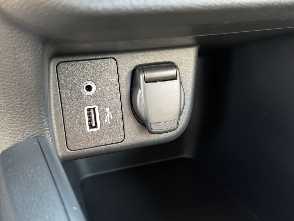 Used 2025 White Nissan 1.6 S image 24