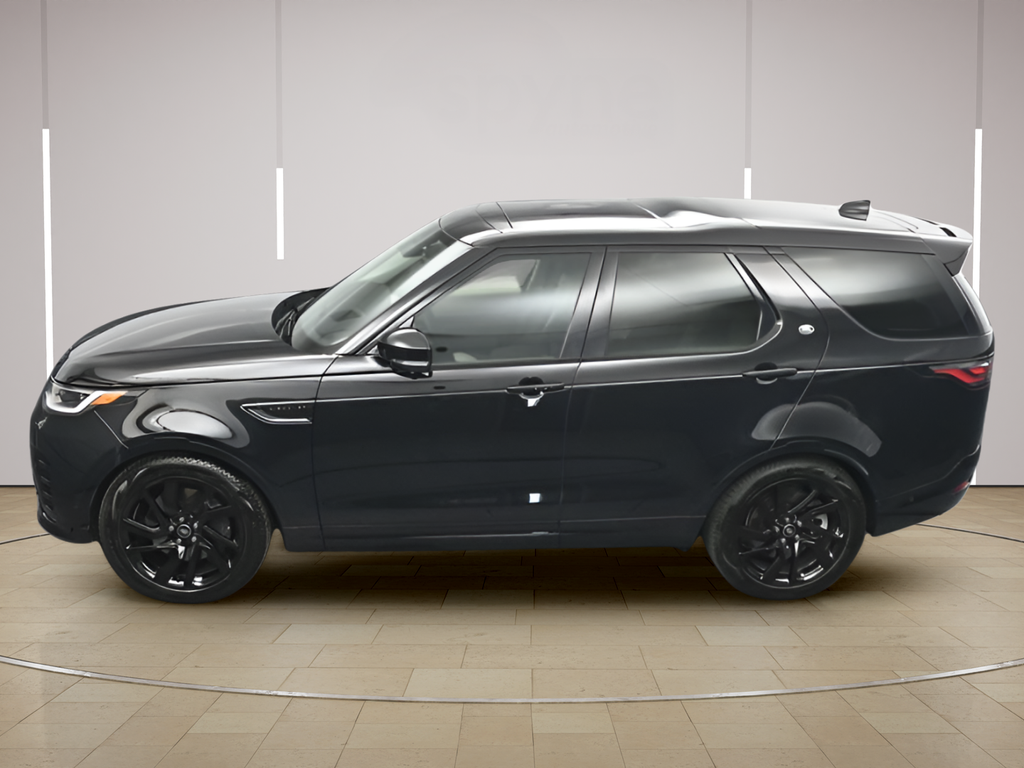 Certified Used 2025 Black Land Rover Dynamic SE image 33