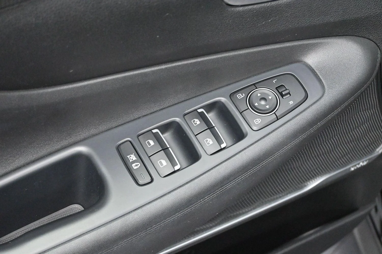Used 2020 Twilight Black Hyundai SEL image 10