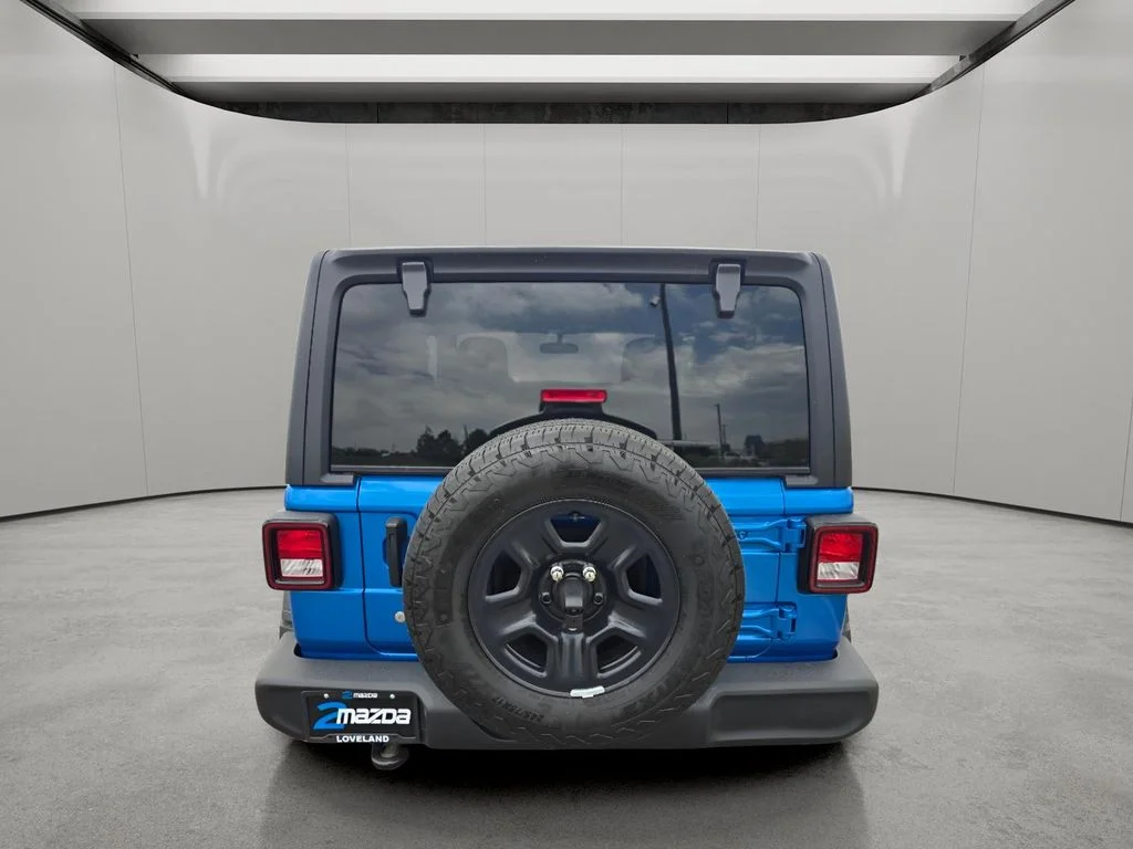 Used 2024 Hydro Blue Pearlcoat Jeep Sport image 4